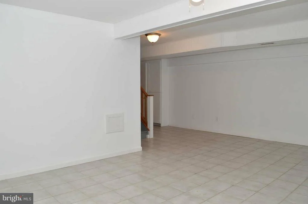 Photo of 6191 VIEWSITE DRIVE