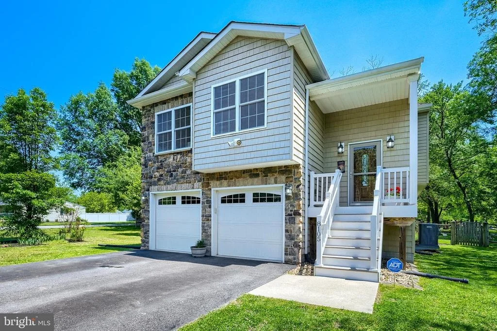 Photo of 8105 BEVERLY ROAD