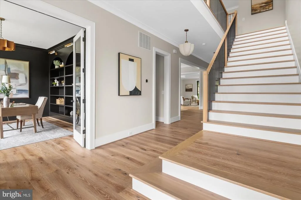 Photo of 1104 SHARON COURT