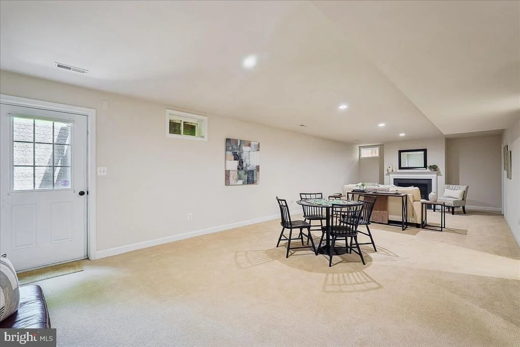 Photo of 6322 HALSEY ROAD