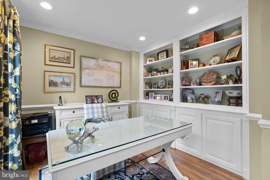 Photo of 17702 GLOBE THEATRE DRIVE