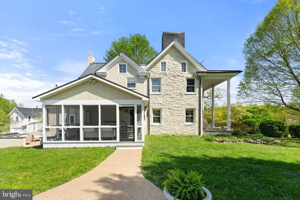 Photo of 6370 & 6378 JOHN BARTON PAYNE ROAD