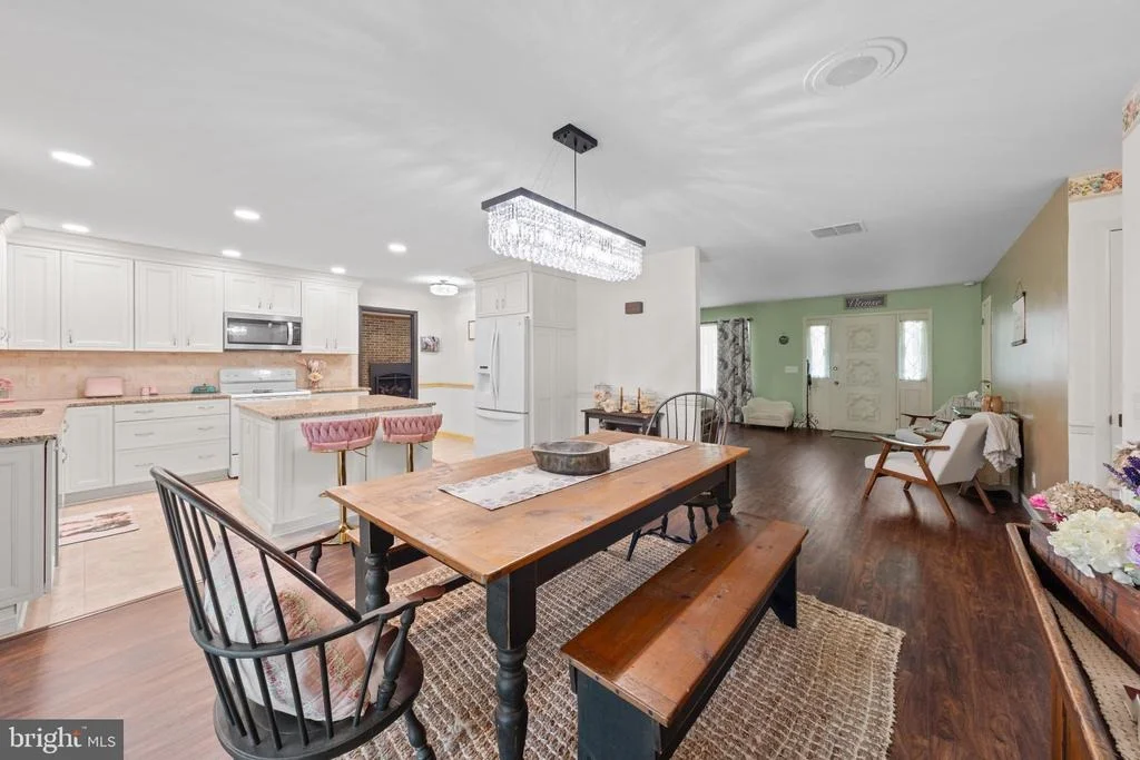 Photo of 30392 MALLARD DRIVE