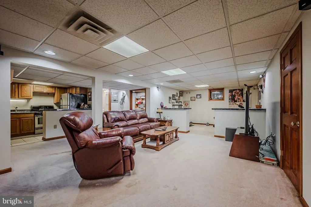 Photo of 612 HYDE RUN DRIVE