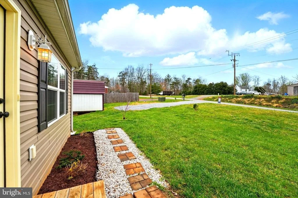 Photo of 845 SEVILLE