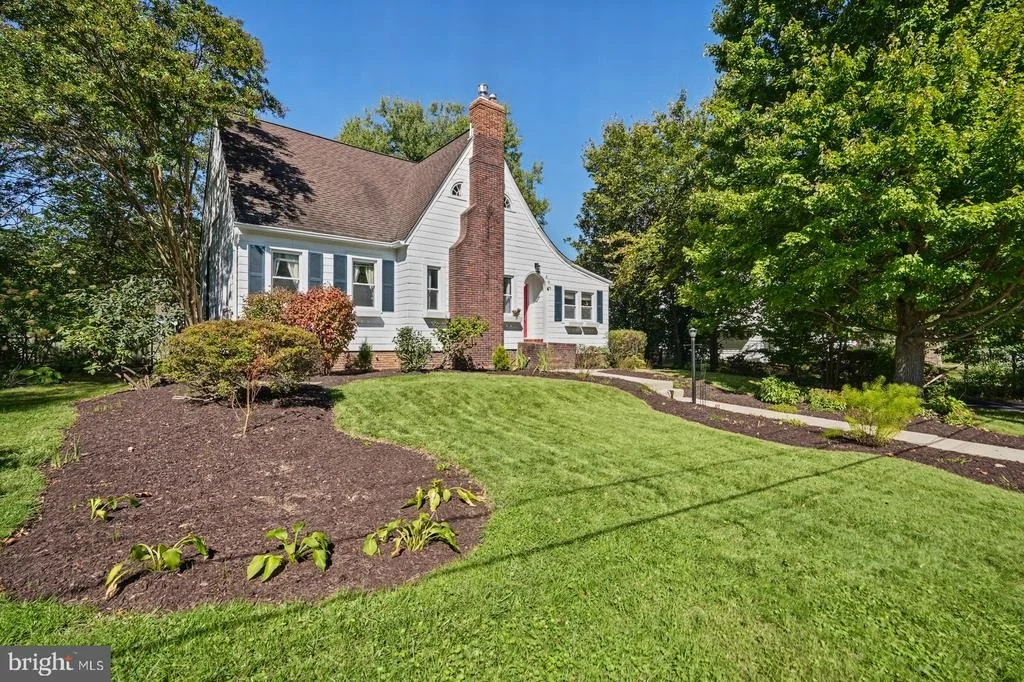 Photo of 206 PARK DRIVE
