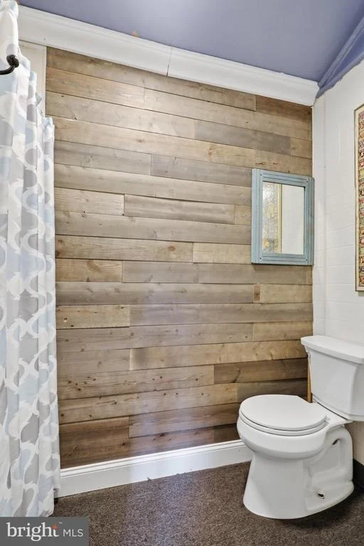 Photo of 5921 QUINN ROAD