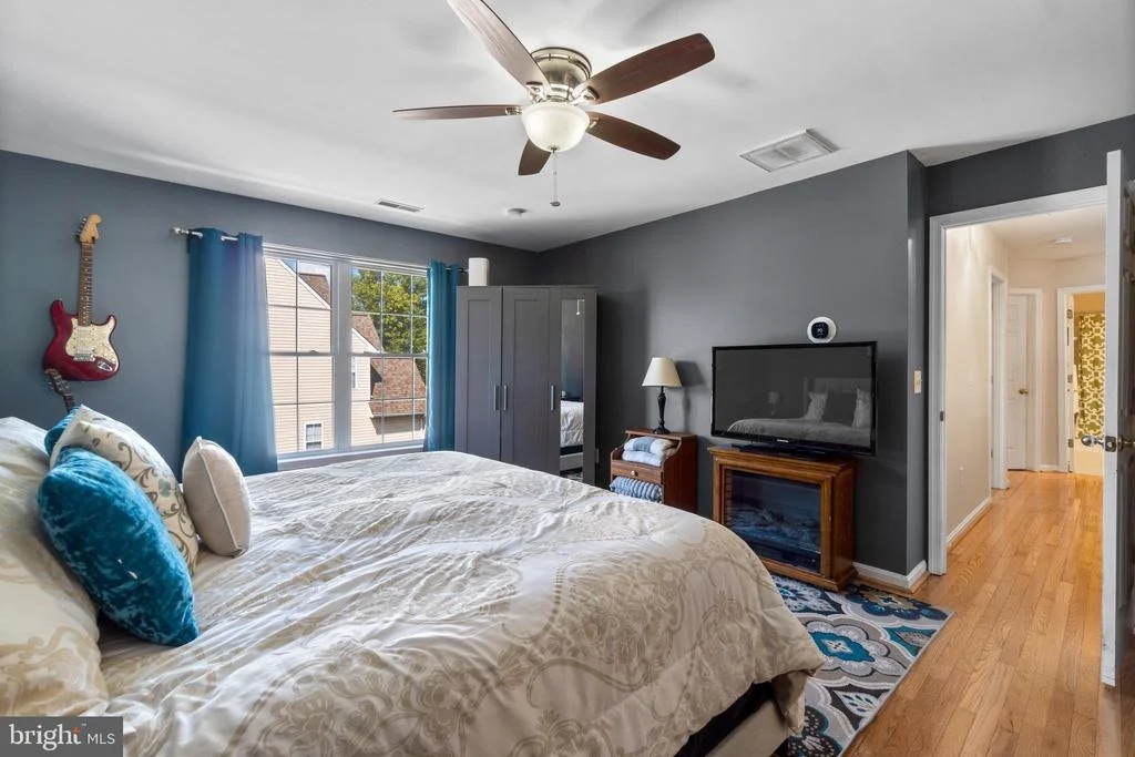 Photo of 814 WELLESLEY COURT