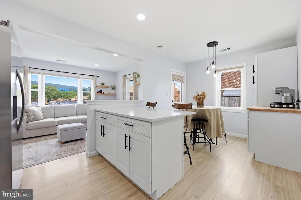 Photo of 16 SUMMIT AVENUE