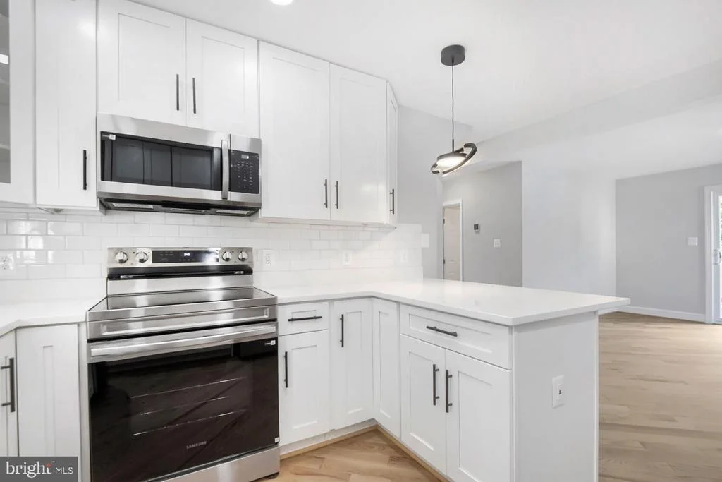 Photo of 4912 RIDGE ROAD