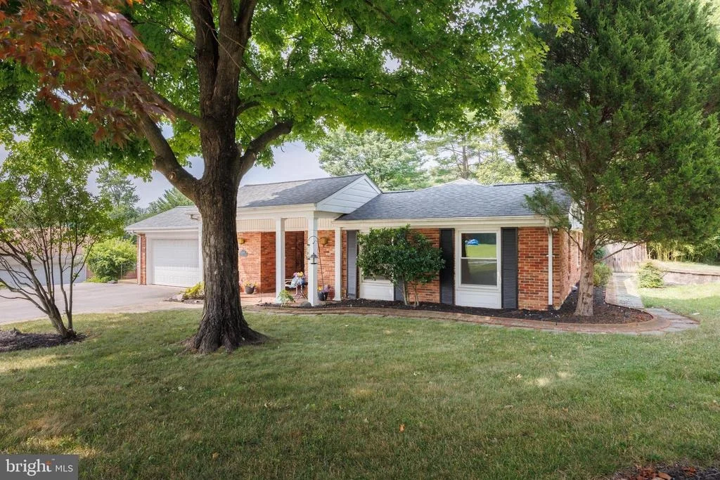 Photo of 2104 CEDAR CIRCLE DRIVE