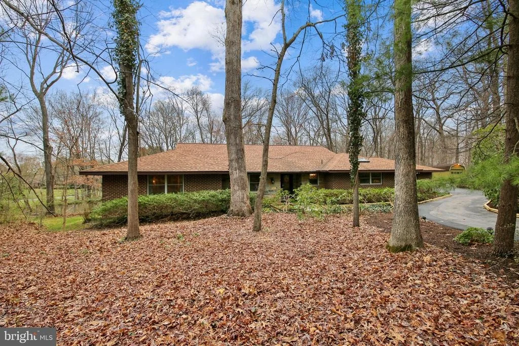 Photo of 8015 GOODHURST DRIVE