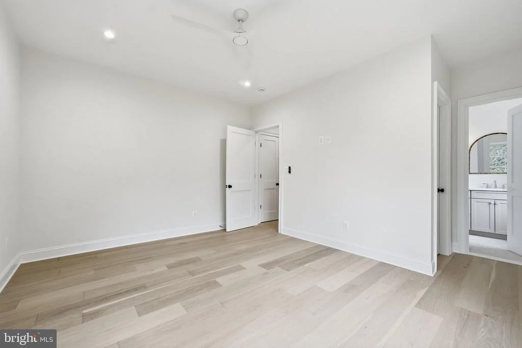 Photo of 3400 SAYLOR PLACE