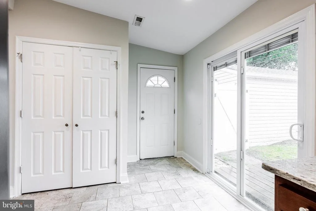 Photo of 1020 THOMAS ROAD