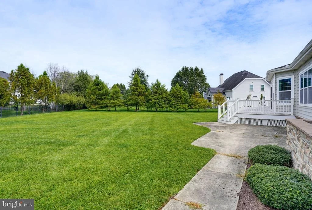 Photo of 35525 PEREGRINE ROAD