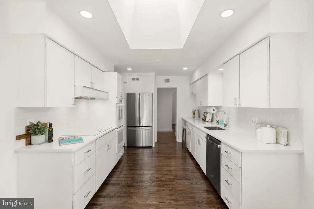 Photo of 6117 OVERLEA ROAD