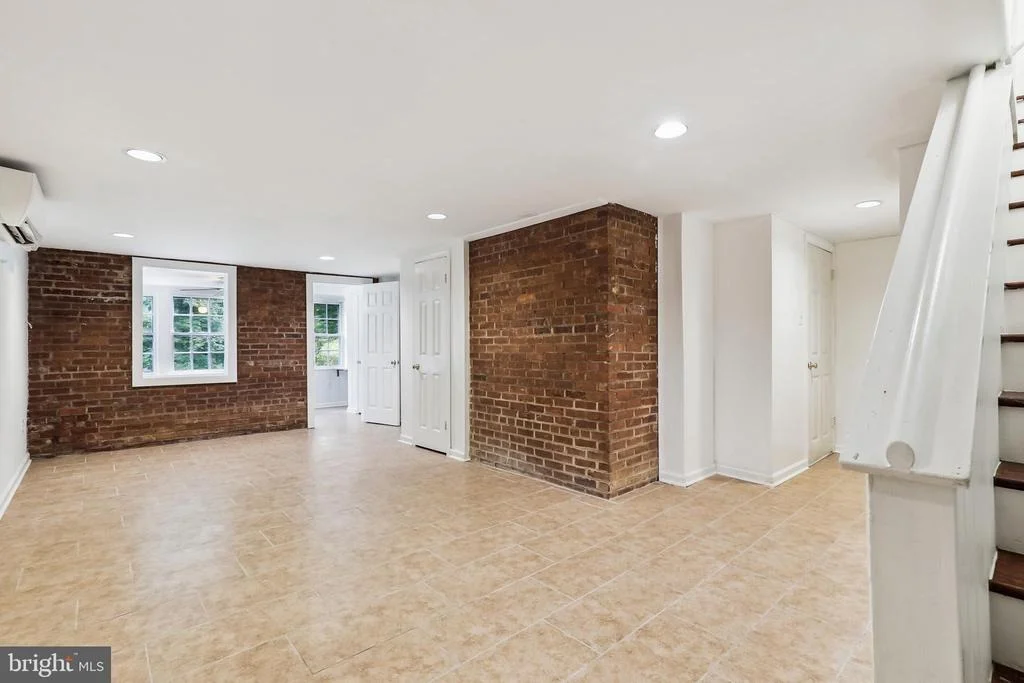 Photo of 1801 ASHTON ROAD