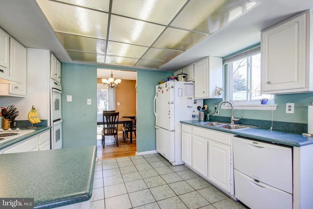 Photo of 906 LAMBERTON DRIVE
