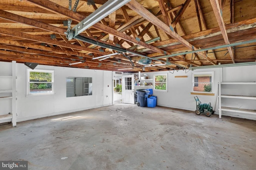 Photo of 805 ORCHARD WAY
