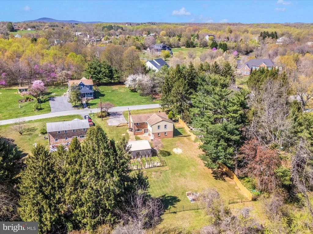 Photo of 15224 GANLEY ROAD