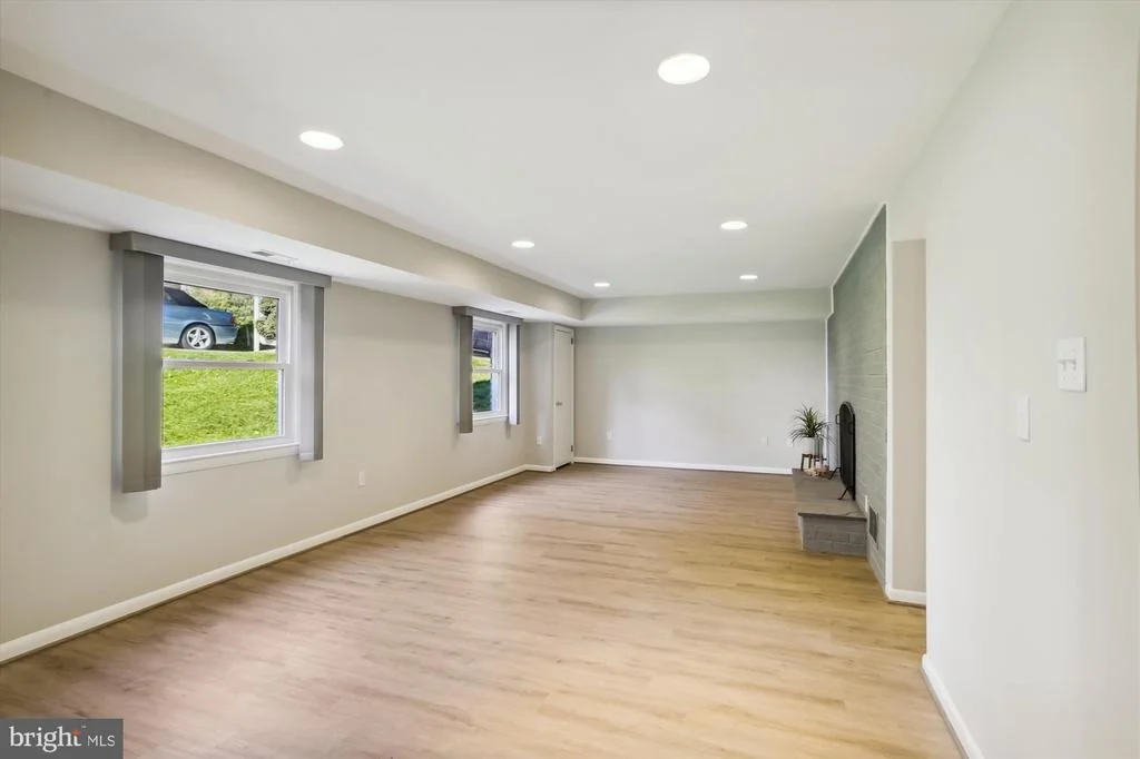 Photo of 3524 FALLING GREEN ROAD