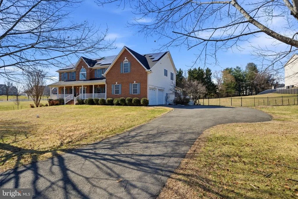 Photo of 12110 LONGLEAF LANE