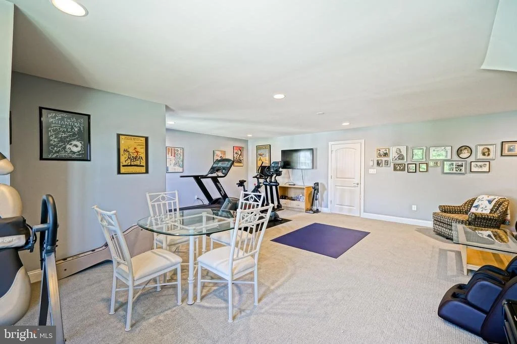 Photo of 33562 UNION CIRCLE