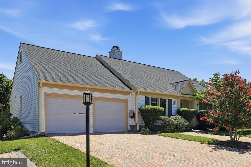 Photo of 2417 BEAR DEN ROAD