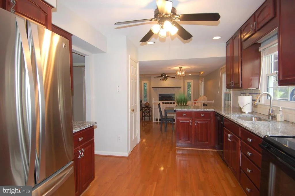 Photo of 13904 POPLAR TREE ROAD