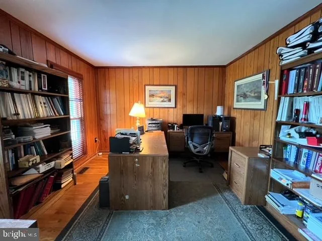 Photo of 212 FARMGATE LANE