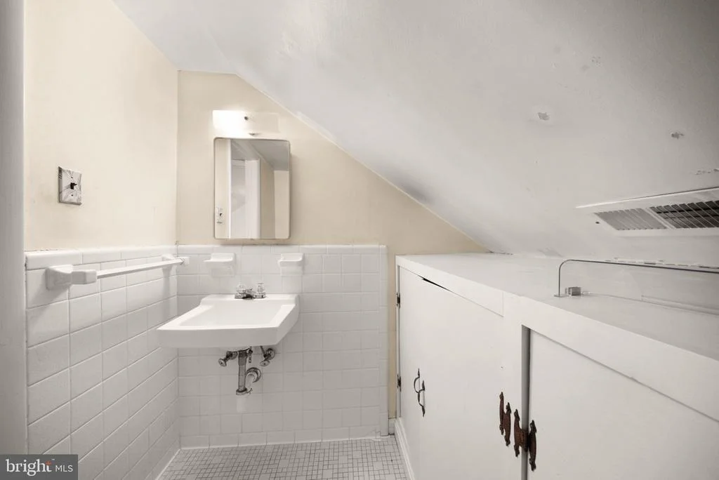 Photo of 8904 FORT DRIVE