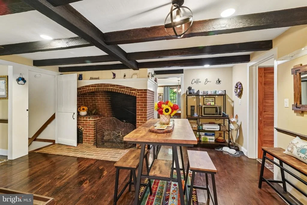 Photo of 355 BROADVIEW LANE