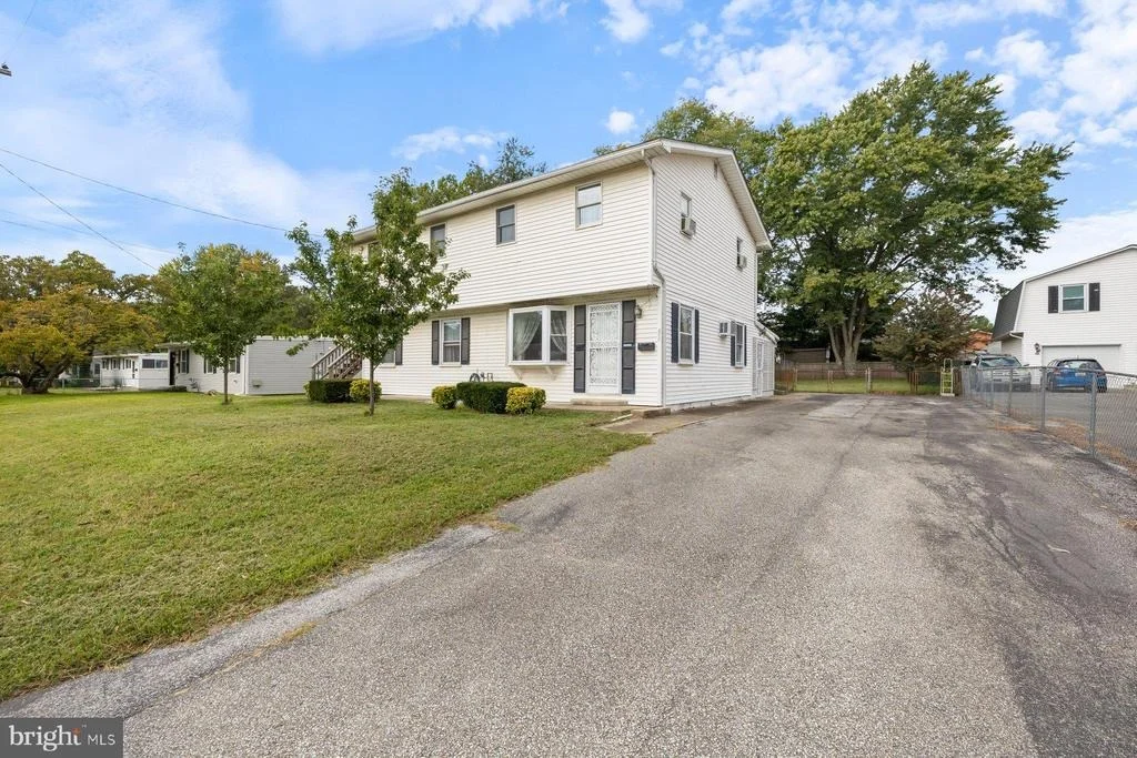 Photo of 488 BRUCE AVENUE