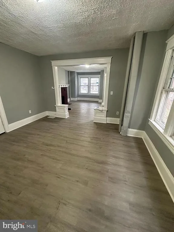 Photo of 32 DELAWAREVIEW AVENUE