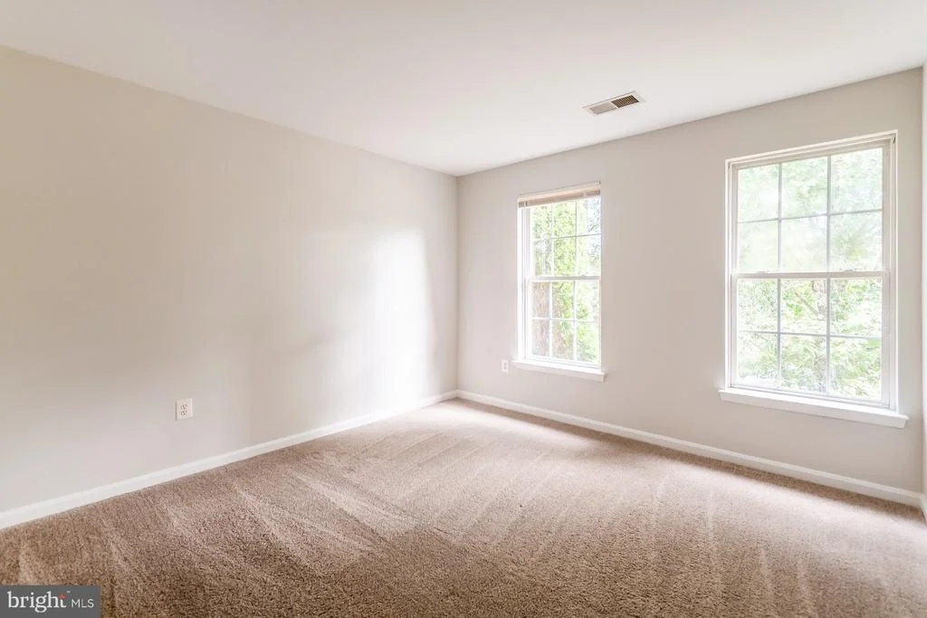 Photo of 17292 MAGIC MOUNTAIN DRIVE