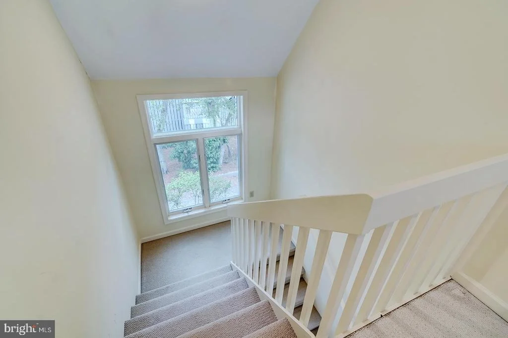 Photo of 208 POND VIEW DRIVE