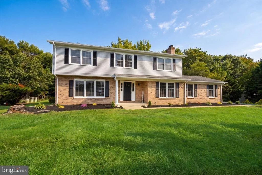 Photo of 72 BRISTLE CONE DRIVE
