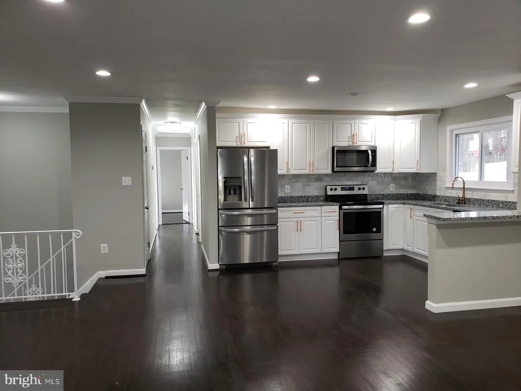 Photo of 12814 PINE TREE LANE