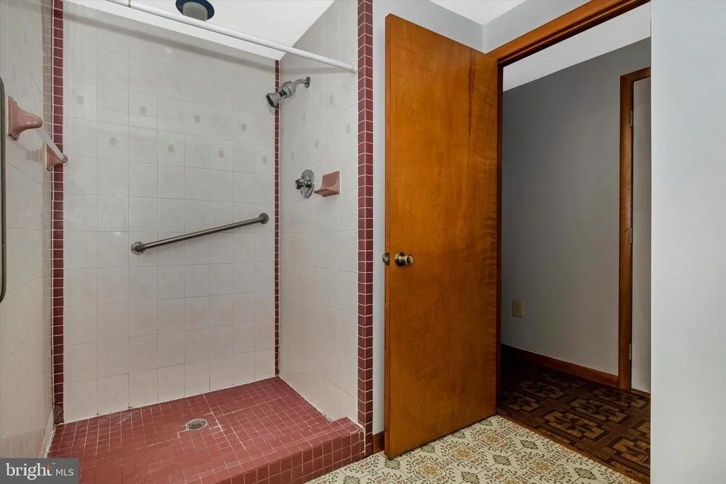 Photo of 1810 ROCKY GLEN DRIVE