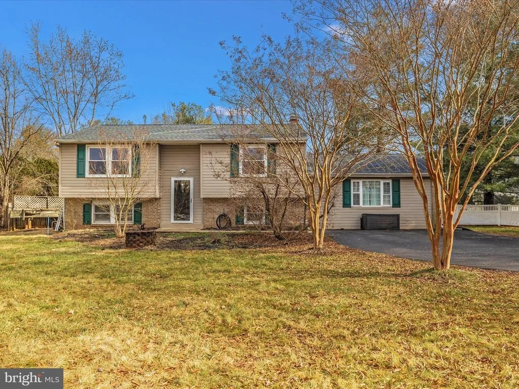 Photo of 19017 WOOTTON AVENUE