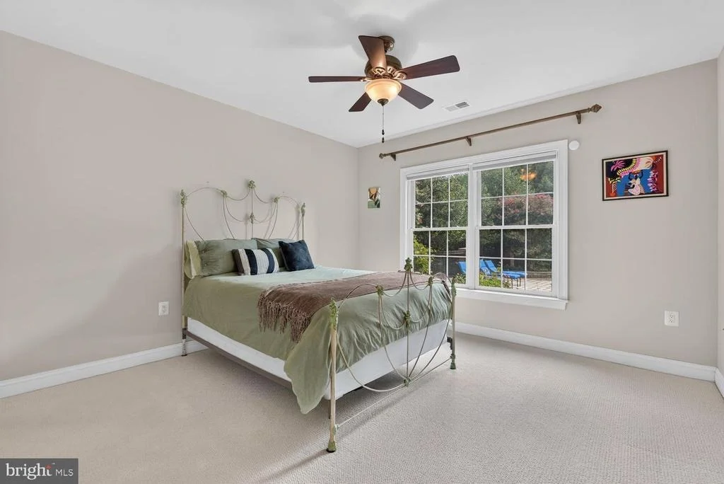 Photo of 6245 LINWAY TERRACE