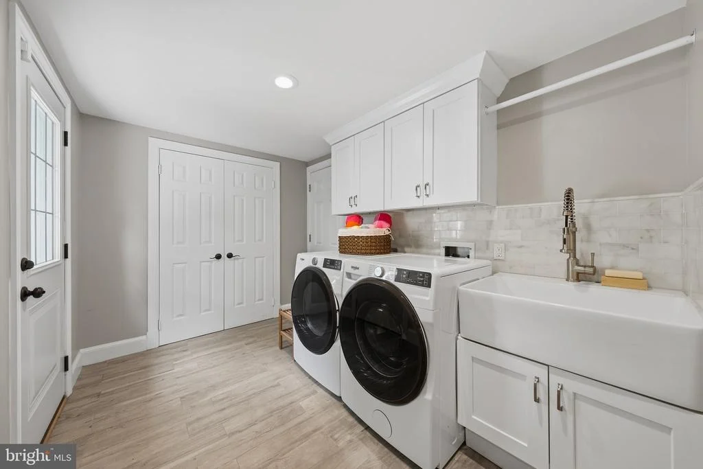 Photo of 7821 OLD DOMINION DRIVE