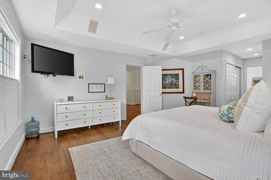 Photo of 4837 W STREET NW