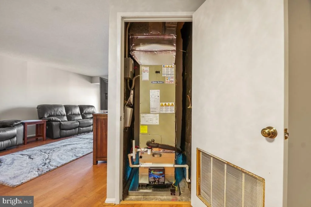Photo of Unit 1503 at 5902 MOUNT EAGLE DRIVE
