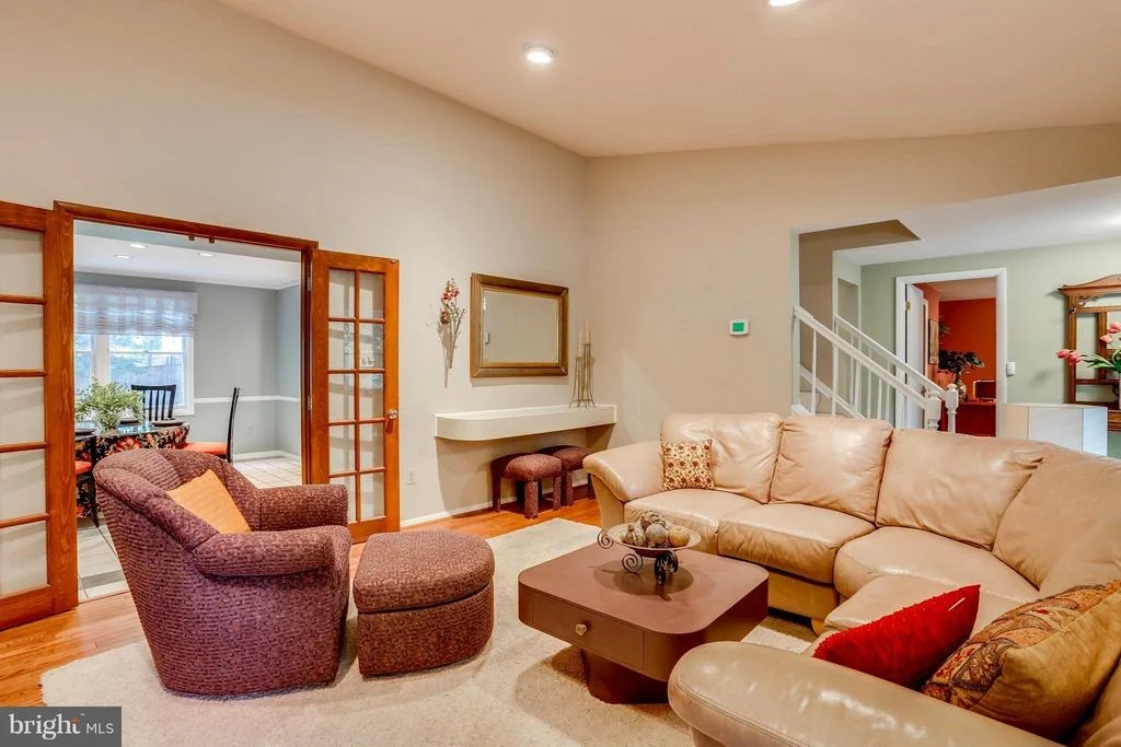 Photo of 10394 LAUNCELOT LANE