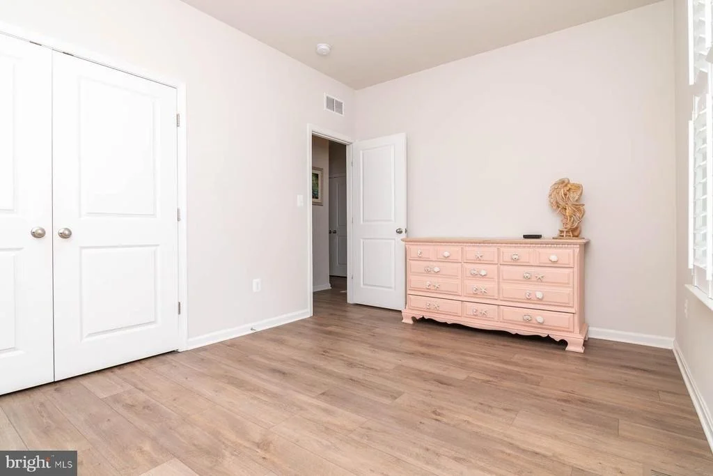 Photo of 25087 TREEVIEW LANE