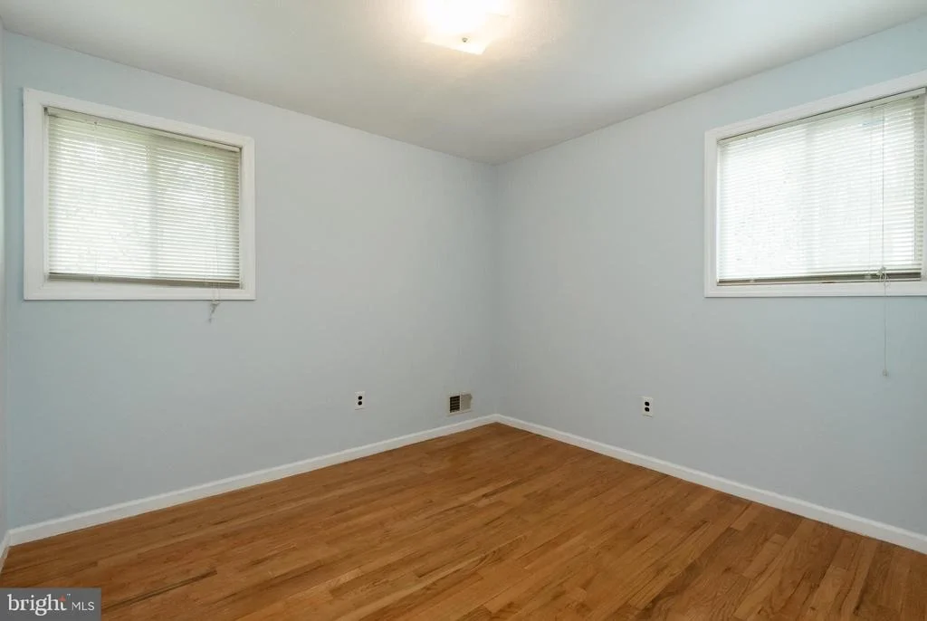 Photo of 129 HEDGEWOOD DRIVE