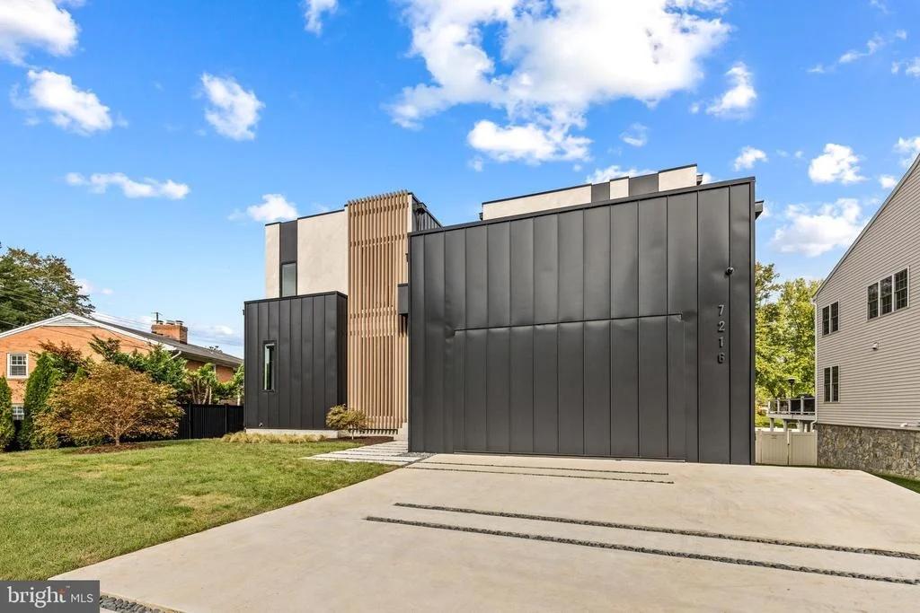 Photo of 7216 DAVIS COURT