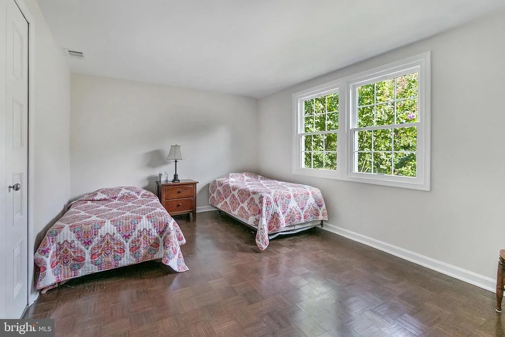 Photo of 2808 VILLAGE LANE