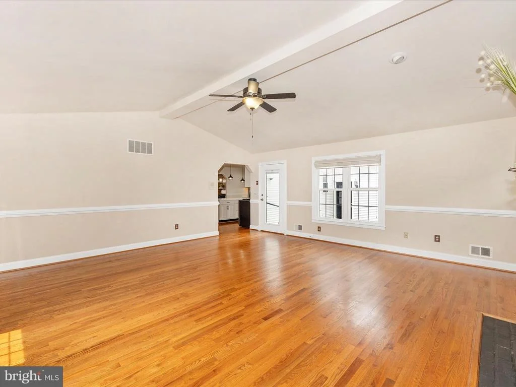 Photo of 6047 QUINN ROAD